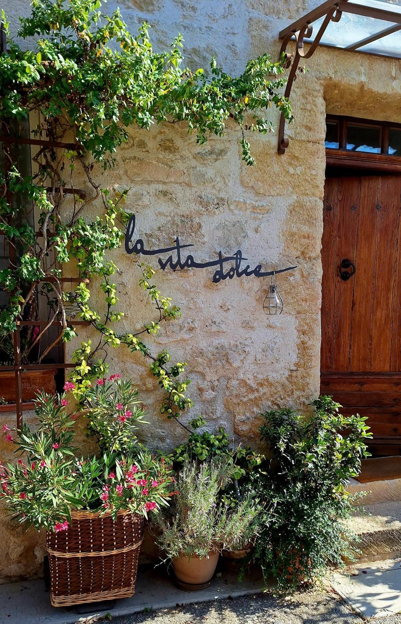 La Vita Dolce, Luberon Grambois Ngoại thất bức ảnh